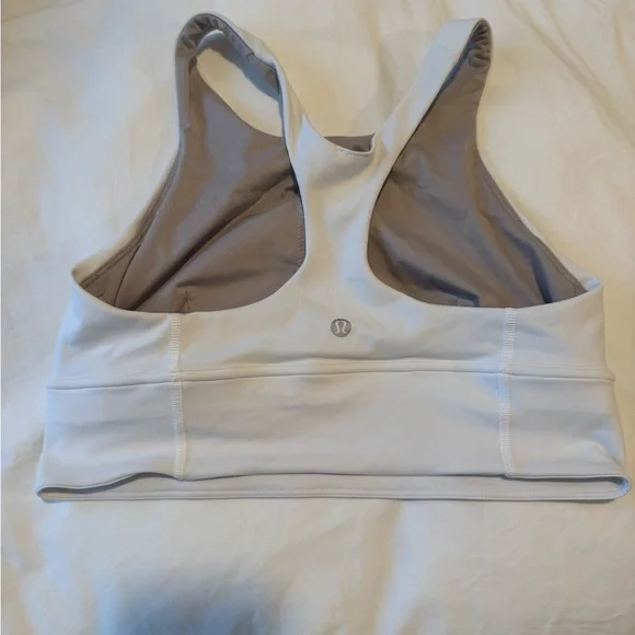 Lululemon sports bra size 10 - Picture 2 of 3